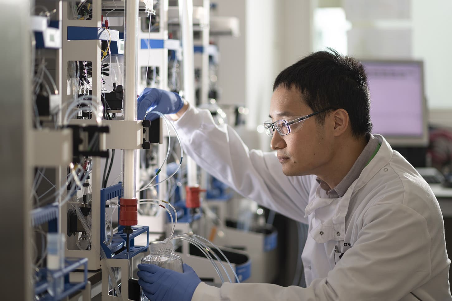 Scientist in the antibody humanisation lab at LifeArc