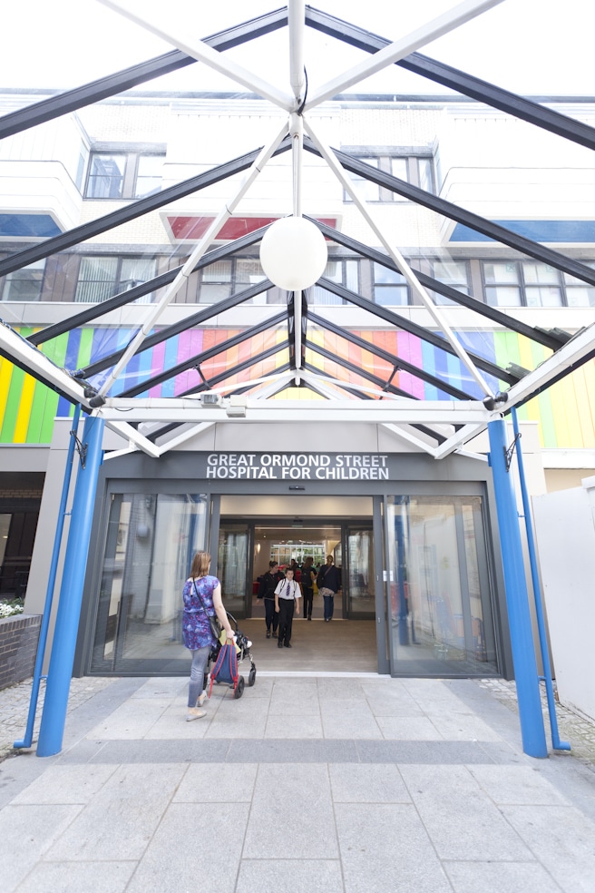 Great Ormond Street Hospital entrance